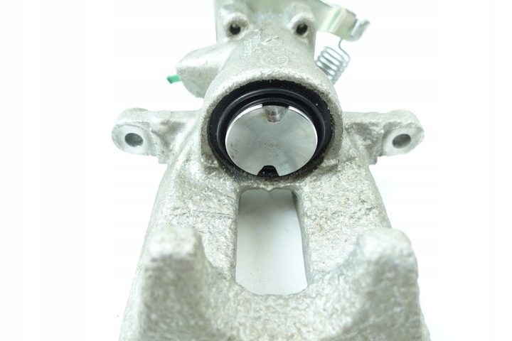 фото №8, Toyota auris e15 супорт зад праві зад 47830-02260 47830-12220 344765 budwe