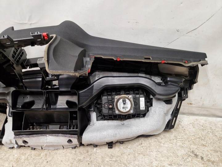 фото №8, Консоль bmw x1 f48 x2 f39 head up подушки демонтаж