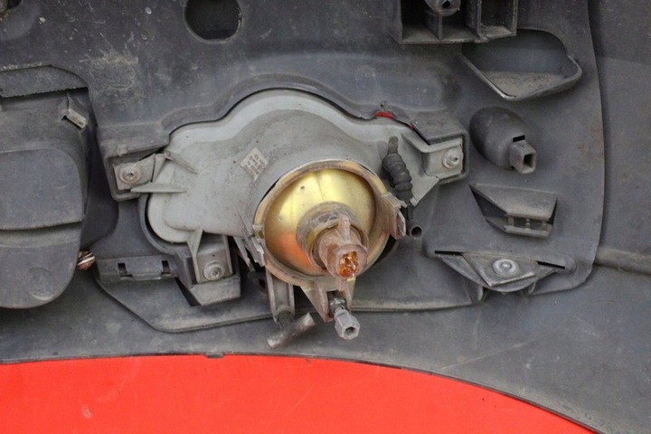 фото №12, Бампер перед переднє 427-26 09190305 volvo v70 2 ii 00-07