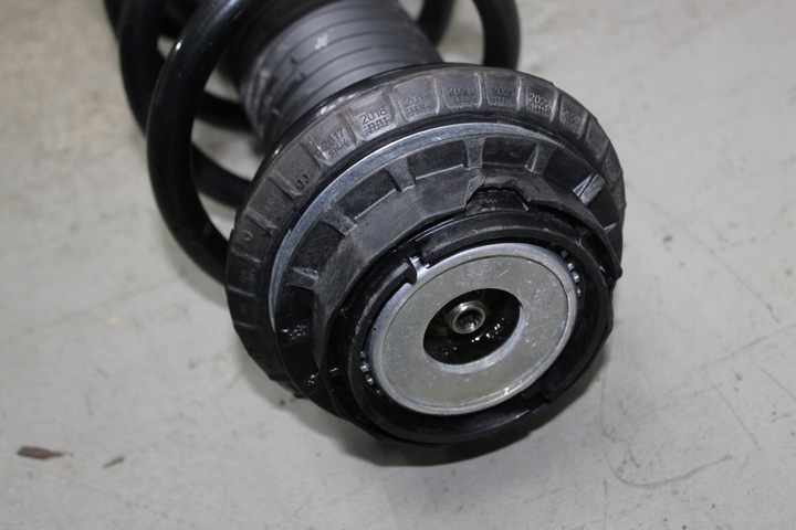 фото №3, Mercedes w907 w910 sprinter подвешивание правый перед амортизатор поворотный кулак