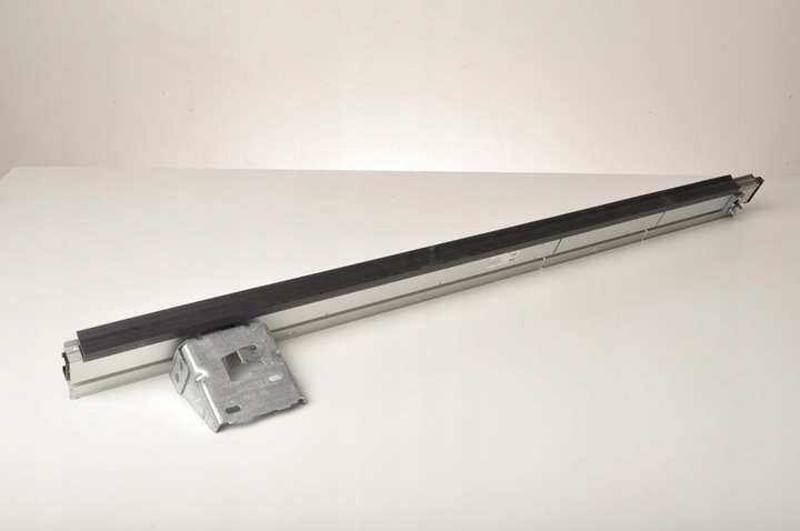 фото №6, Peugeot 308 ii t9 направляющая багажника 98057261vv