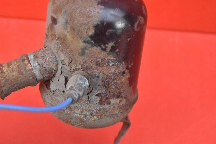 фото №9, Амортизатор правое зад 4e0616002g audi a8 d3 3.7 v8 280 km 02-09