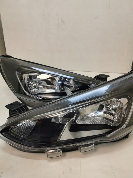 фото №14, Лампа перед правий лівий передня focus mk4 повний led