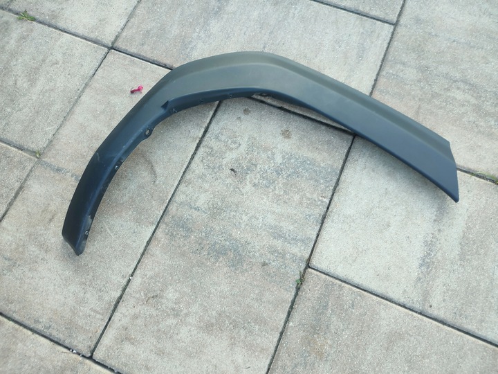 фото №1, Планка накладка крыльев правая зад задняя toyota yaris cross 21-