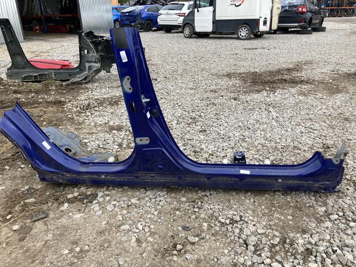 фото №1, Порог правый четверть yaris cross 21- 2vt