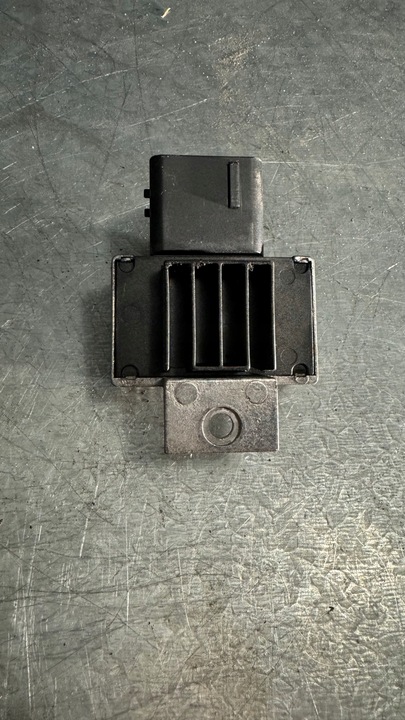 фото №5, Renault master iii movano nv400 реле модуль свічок розжарювання 8200859243