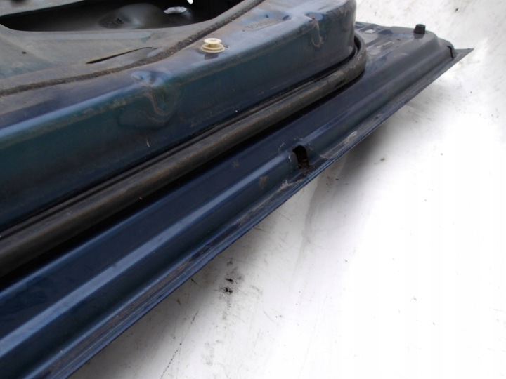 фото №8, Правая дверь перед передние toyota avensis t25 8p4 21