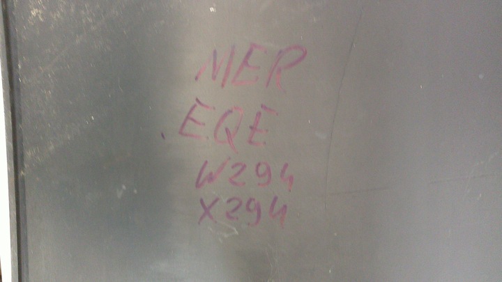 фото №10, Mercedes eqe x294 24r накладка бампера зад pod pdc amg line a2948852201