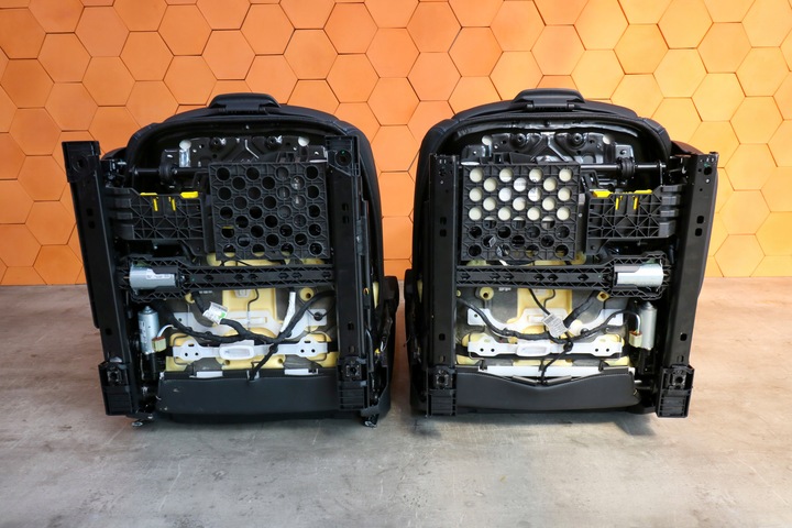 фото №16, Bmw g20 салон сидіння диван обшивки тунель м-пакет шкіра пам'ять harman