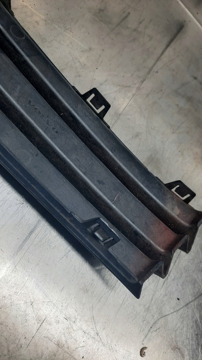 фото №5, Решётка бампера правая 31386629 volvo v70 iii s80