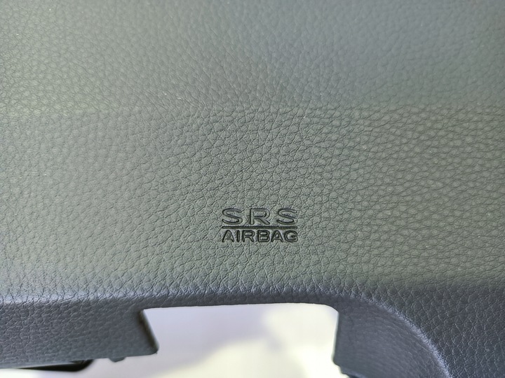 фото №5, Chrysler voyager панель консоль подушка безпеки подушки pas