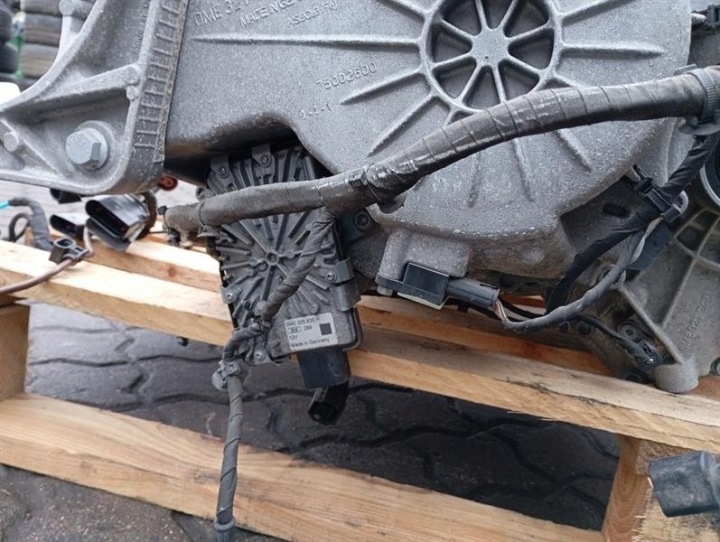 фото №16, Porsche taycan turbo s 9j ebea двигун 9j1901141d ebe rear axle двигун