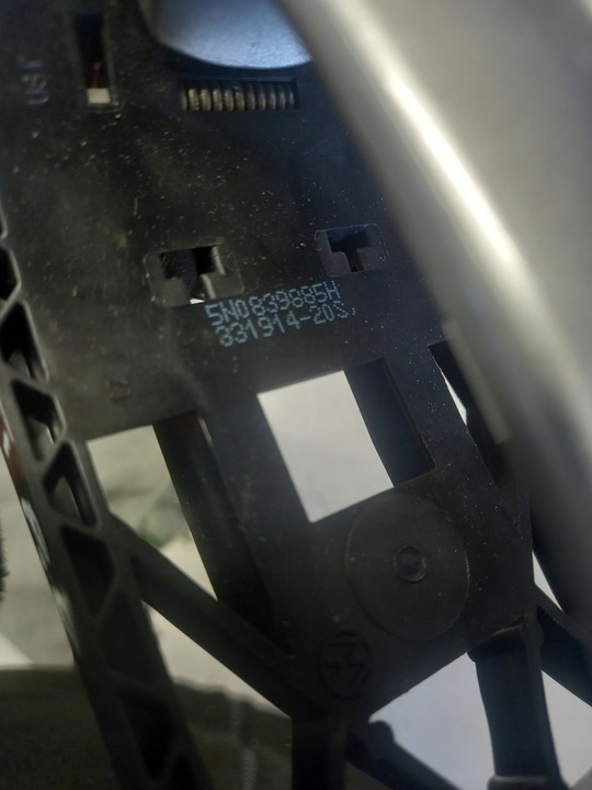 фото №3, Ручка zawnętrzna правые перед seat toledo iv 5n0839885h