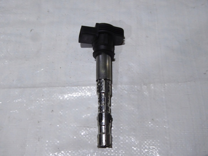 фото №1, Катушка зажигания vw touran i 1t0 2.0 fsi 06f905115f
