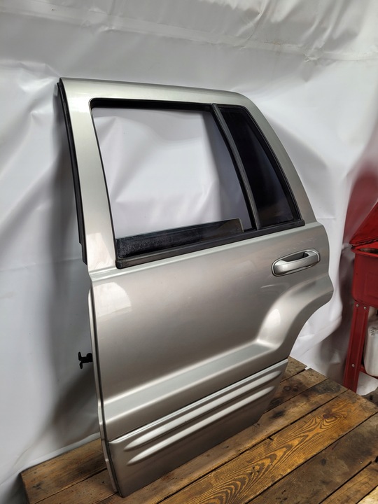 фото №3, Jeep grand cherokee wj 99-04 дверь левый зад