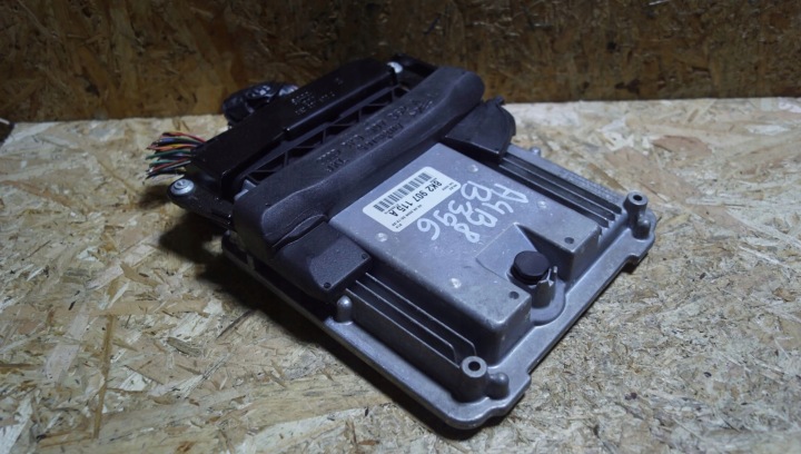 фото №5, Блок керування двигуном (ecu) audi a4 b8 a5 2.0 tfsi 8k2907115a