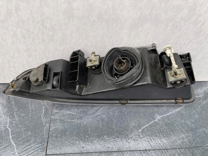 фото №4, Chrysler stratus ліва лампа перед