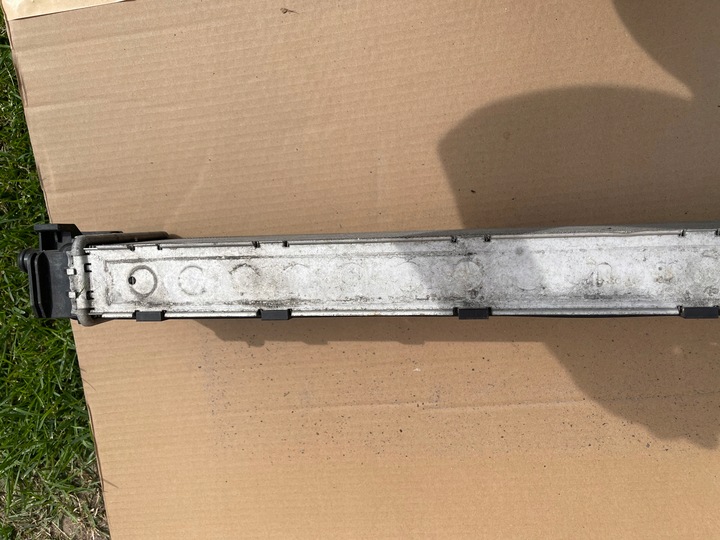 фото №13, Радиаторов дополнительный audi 4g0145804a a6 a5 a7 q5