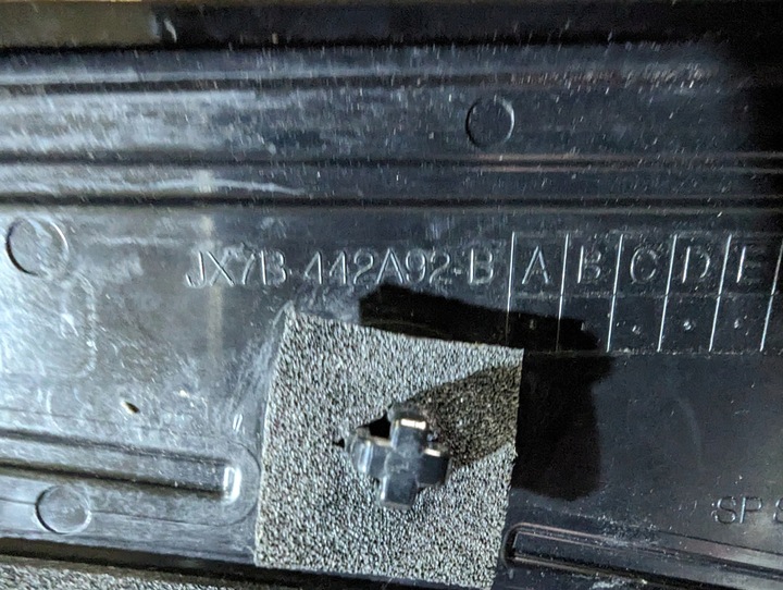 фото №6, Ford focus mk4 кутник планка спойлера права ліва