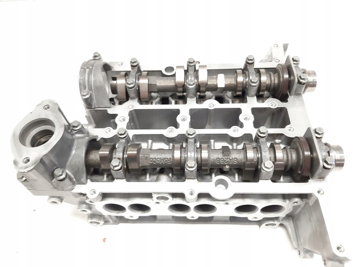 фото №10, Ford focus mk3 1.0 eco головка pbcm5g-6090-ge sfja