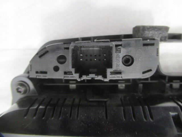 фото №9, Ford kuga mk2 панель кондиционера gj5t-18c612-af