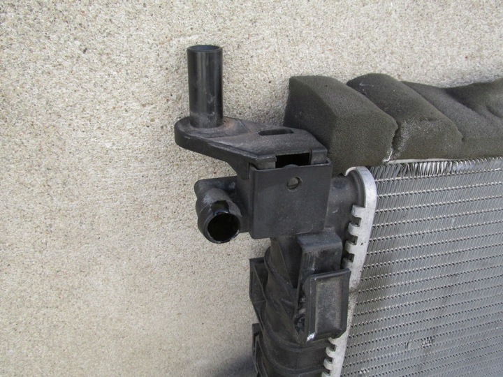 фото №6, Радиаторов воды 1,6 ecoboost c-max mk2 grand