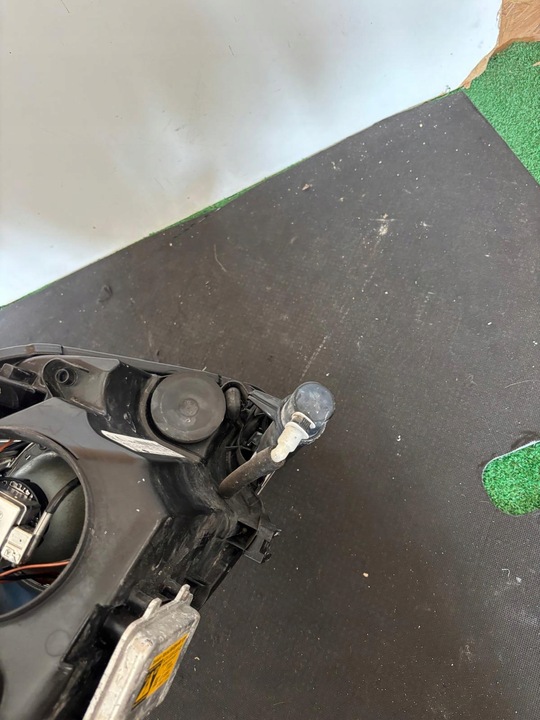 фото №15, Лампы передние фары ford kuga mk1 bixenon ксенон комплектные демонтаж