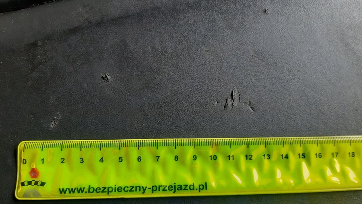 фото №6, Audi r8 420 4,2 v8 2008 - панель роздавальна