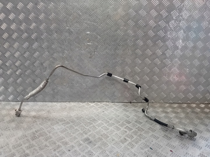 фото №1, Touran i шланг кондиционер 2.0 1t0820741r