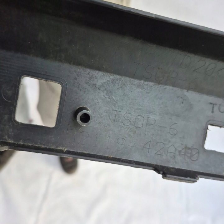 фото №11, Toyota rav4 iv 4 рестайлінг 15-19 бампер перед передній pdc 52119-42a40