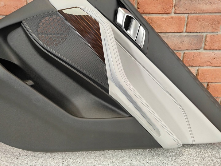 фото №8, Обивка дверь правые зад задний боковина bmw x5 g05 silverstone