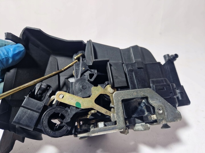 фото №6, Mercedes-benz slk r170 2000 перед сторона левая замок дверь передних