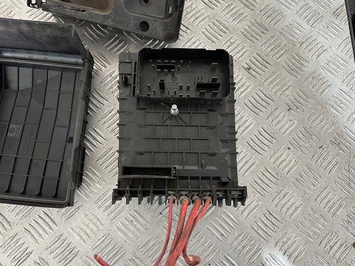 фото №7, Vw golf vi коробка запобіжників запобіжник 1k0937629a