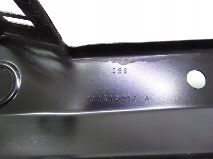 фото №8, Vw crafter ii16- кріплення лампа do ременя передньої 7c0805932a 7c0805931a