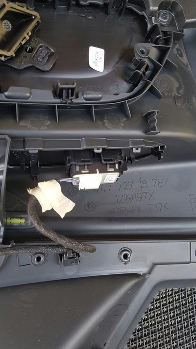 фото №7, Боковина дверь правый перед mercedes vito w447