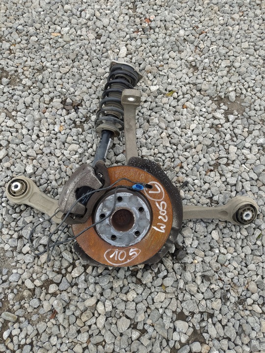 фото №1, Mercedes c w205 1.6 cdi macpherson поворотный кулак рычаг правая 2052200