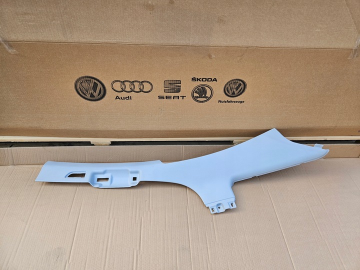 фото №1, A8 d4 довгий оббивка стійка ліва 4h4868289