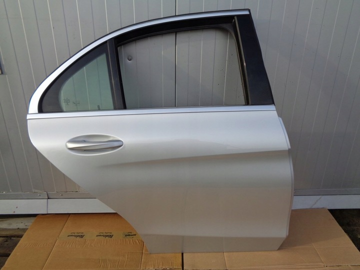 фото №2, Mercedes c w205 дверь правые зад правые задние 775