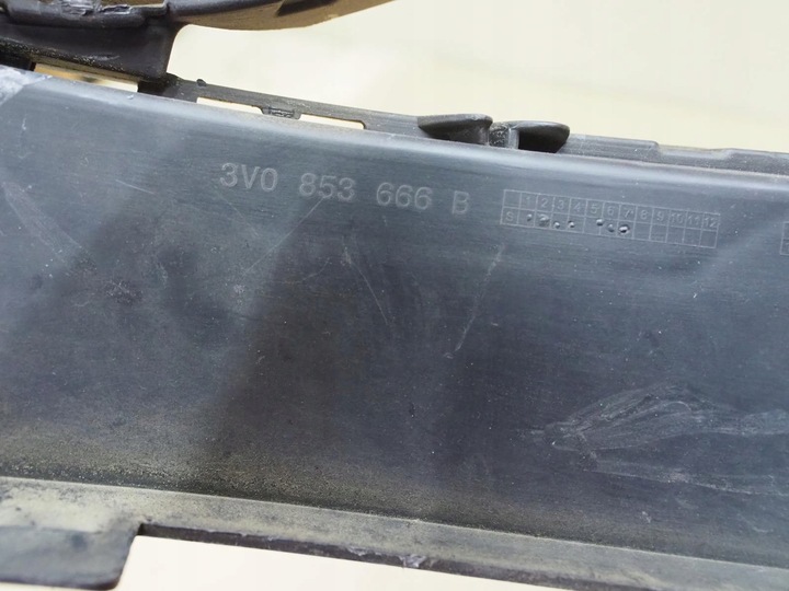 фото №16, Skoda superb 3 iii рестайлінг 19- решітка бампера перед права 3v0853666b