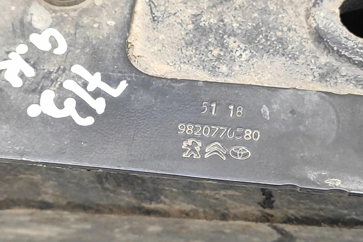 фото №9, Поворотный кулак задняя левая peugeot traveller 9820770580 2.0l дизель 2019