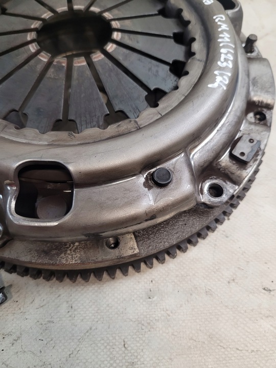 фото №4, Сцепление прижим + колесо маховики mazda 6 1.8b 05r.