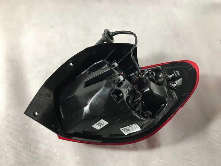 фото №6, Hyundai i10 iii 21- лампа задняя левая led европа красивая!