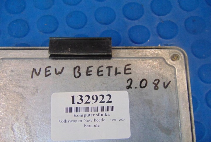 фото №6, Volkswagen new beetle 2.0 8v бензин компютер двигуна 06a906018ad