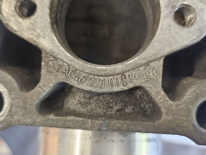 фото №6, Vito 2.2 cdi 646980 95km 08r лапи двигуна a6462230004