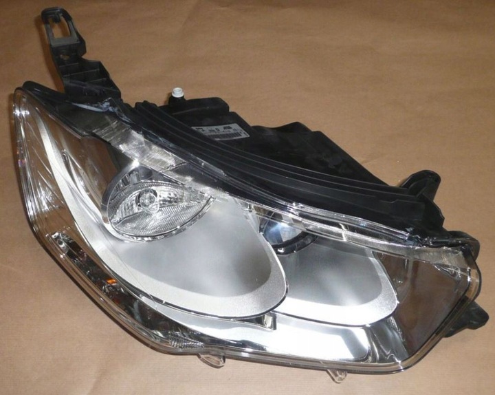 фото №2, Новий фара cireoen c-elysee праві 9675139980