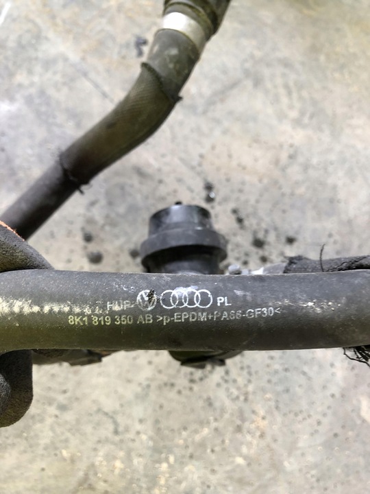 фото №5, Audi a4 b8 1.8 tfsi шланг шланг воды 8k1819350