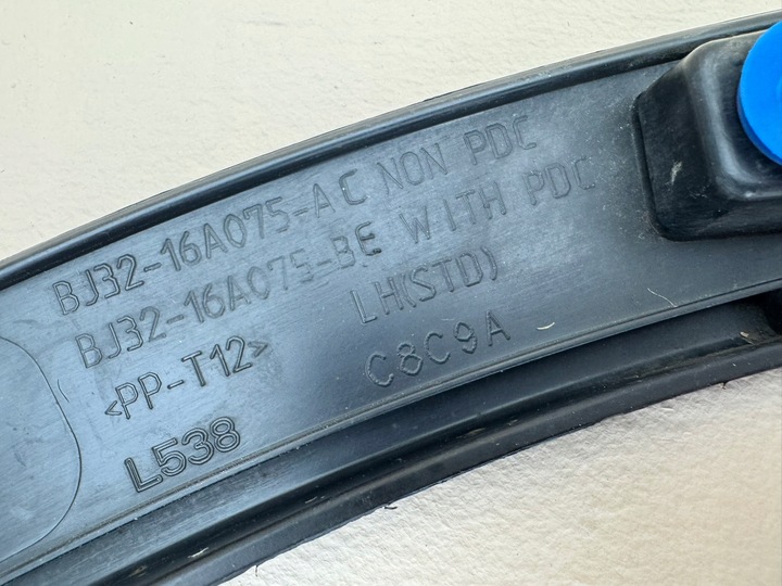 фото №16, Range rover evoque l538 11r- планка крыльев левый перед переднее bj32-16a075