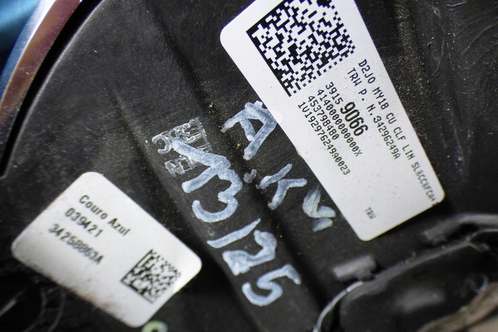 фото №15, Руль кожа с подогревом 39159066 opel astra k v