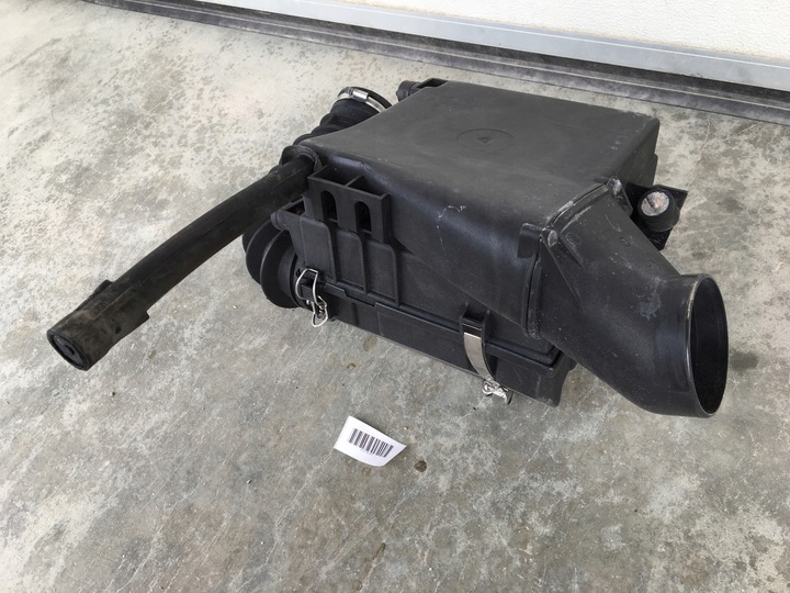 фото №7, Корпус фільтра повітря mercedes w124 e250 дизель 6050900001 6020940404