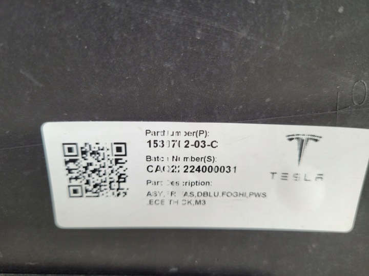 фото №11, Бампер перед передній tesla модель 3 1530702-03-c